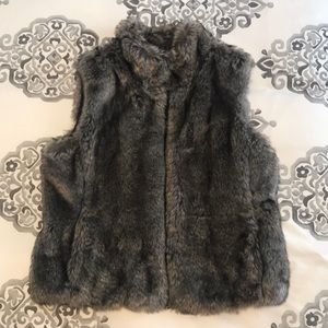 Faux Fur Zip Vest (Banana Republic)
